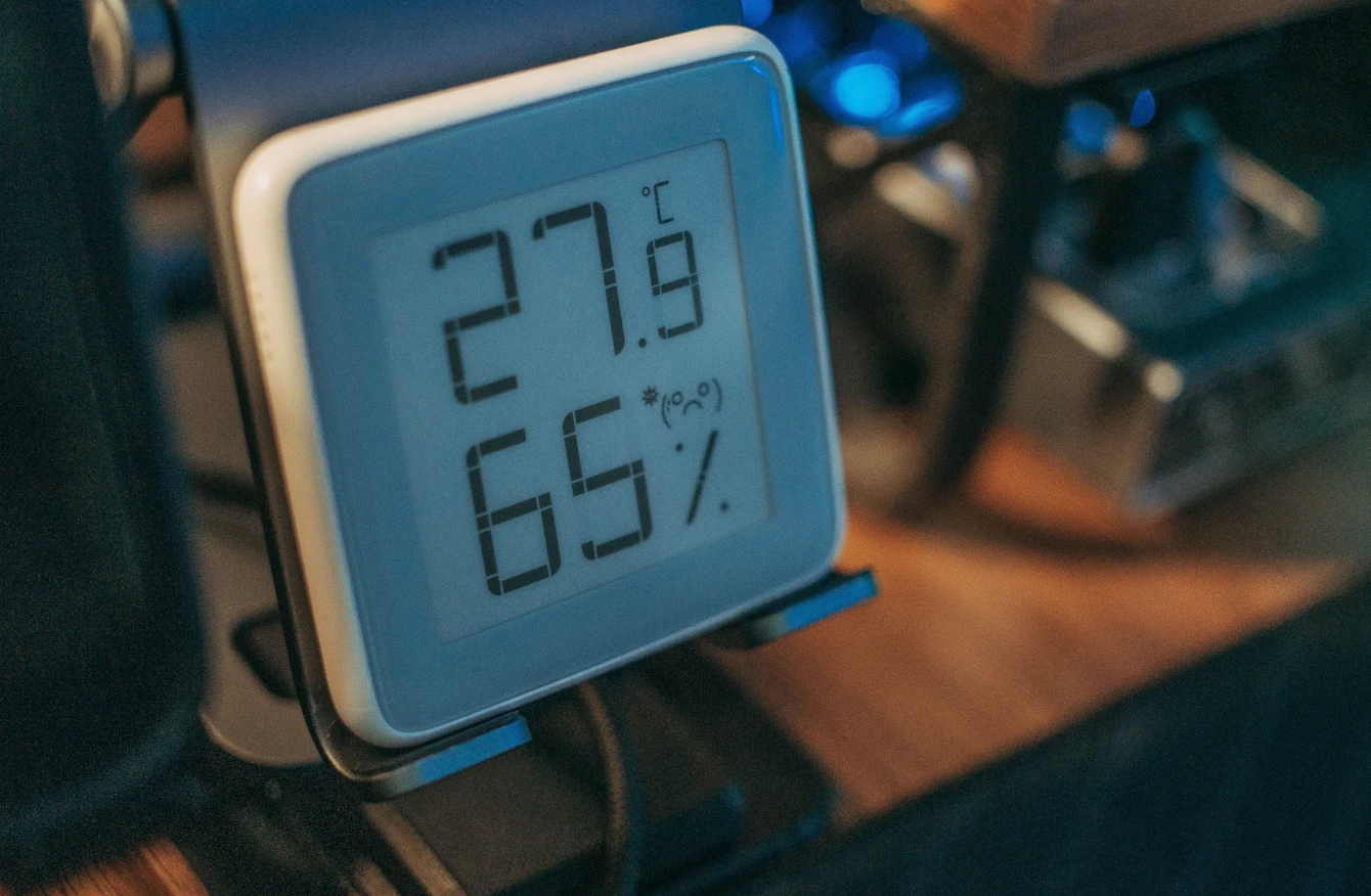 Humidity detector in coffee shop shows humidity above 65% Humidity detector in coffee shop shows humidity above 65%