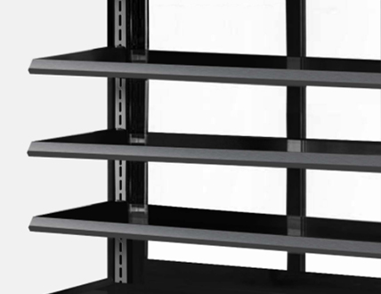 Adjustable shelf